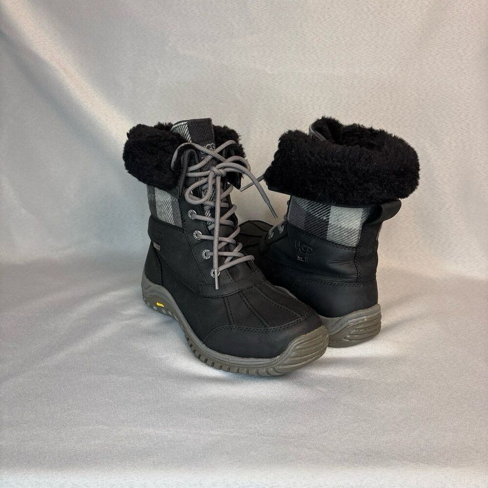 Women’s Ugg Snow Boots Sz 9 Black Adirondack Leather & Fold Plaid Fur Cuff $250